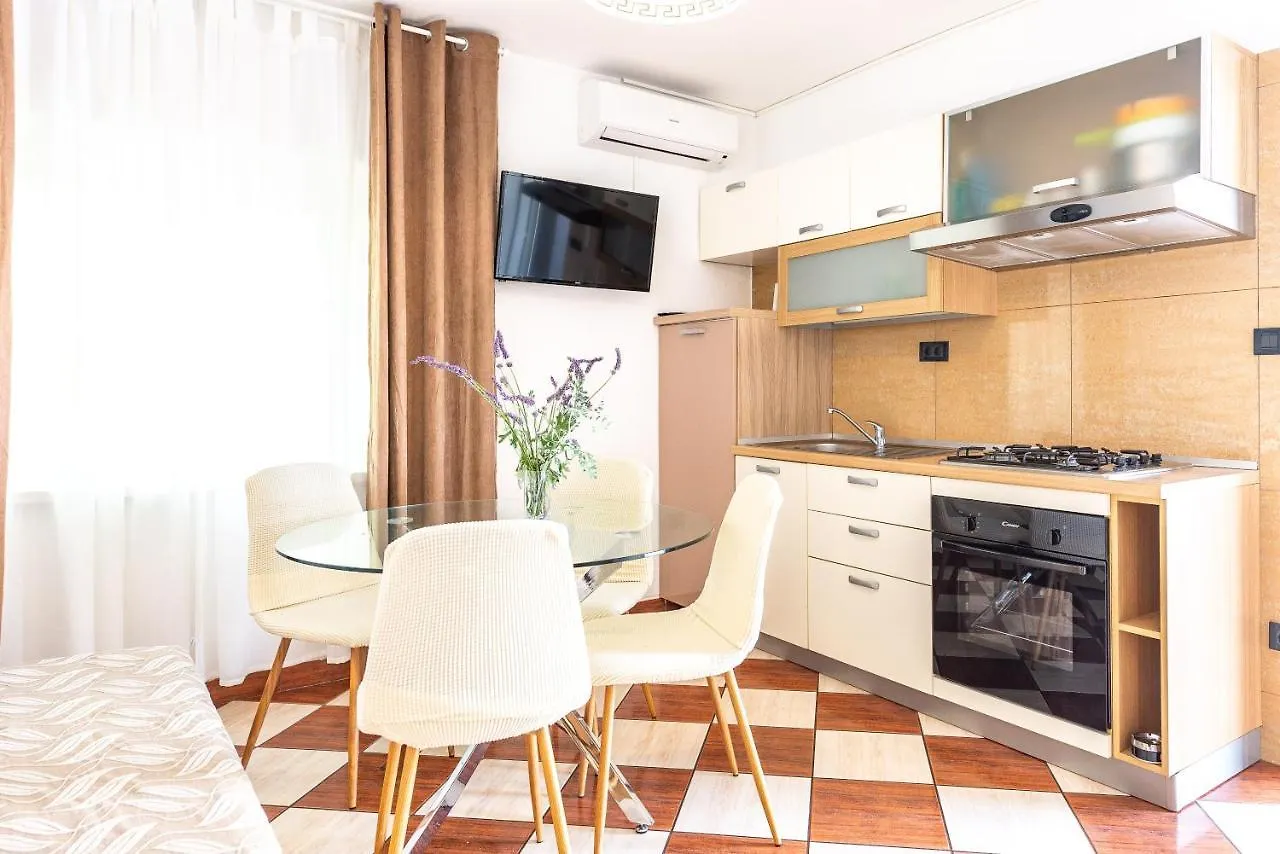 Apartments Lili Pag Town