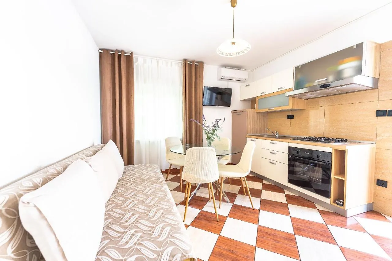 Apartments Lili Pag Town